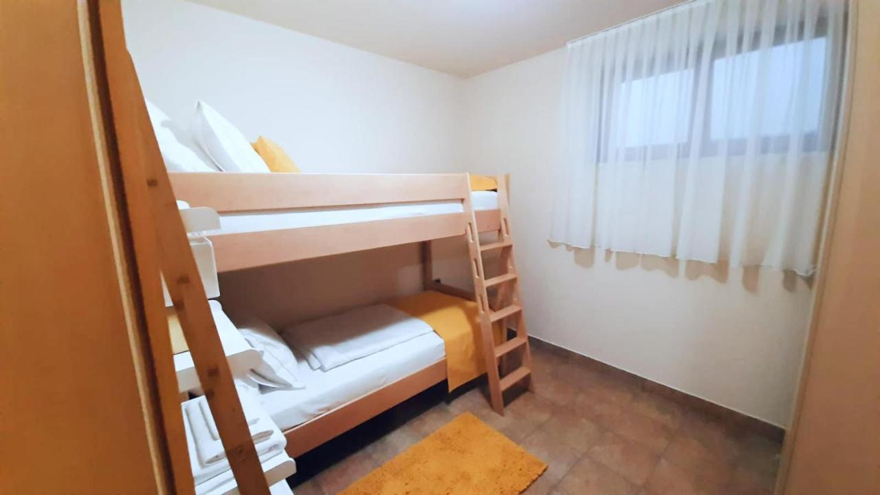 Relax Vila Kampel Копер Екстер'єр фото