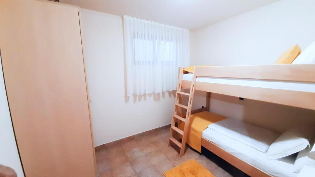Relax Vila Kampel Копер Екстер'єр фото