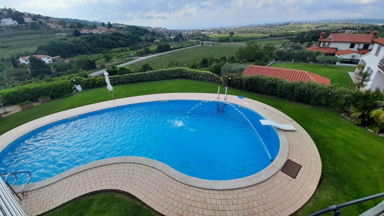Relax Vila Kampel Копер Екстер'єр фото
