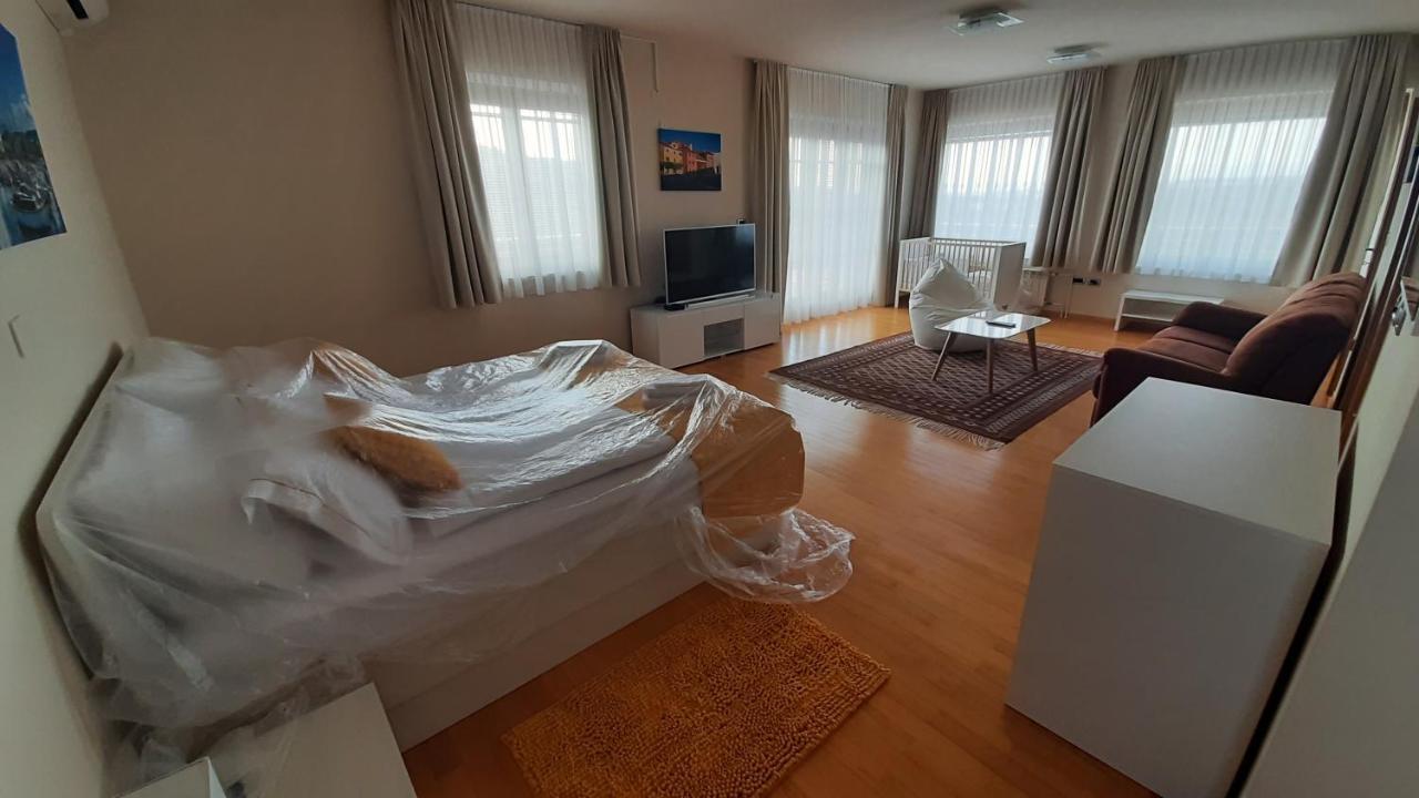 Relax Vila Kampel Копер Екстер'єр фото